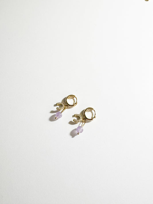 Orecchini ciondoli ferro di cavallo ed ametista